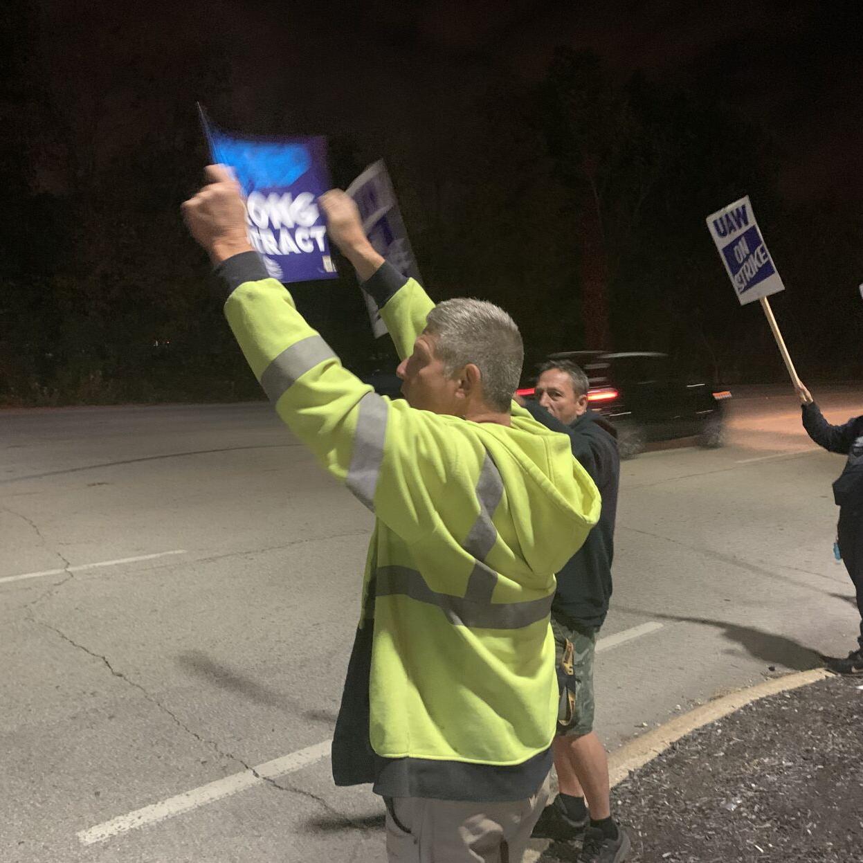 Kentucky Truck Plant UAW strike 10-11-23